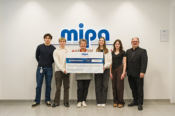 Spendenübergabe an das Ambulante Kinderhospiz, Zentrum Niederbayern